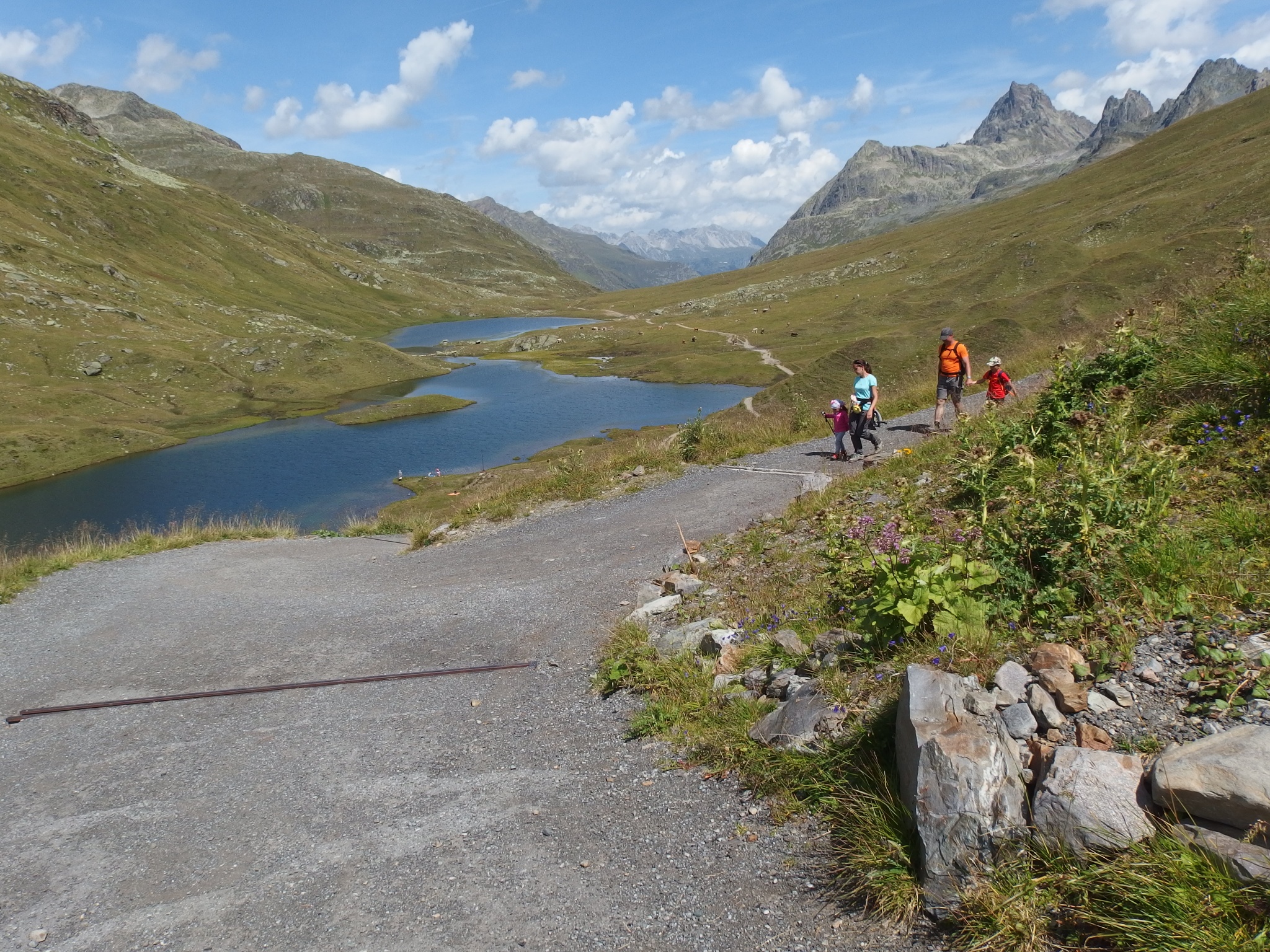 Noch an den Scheidseen vorbei