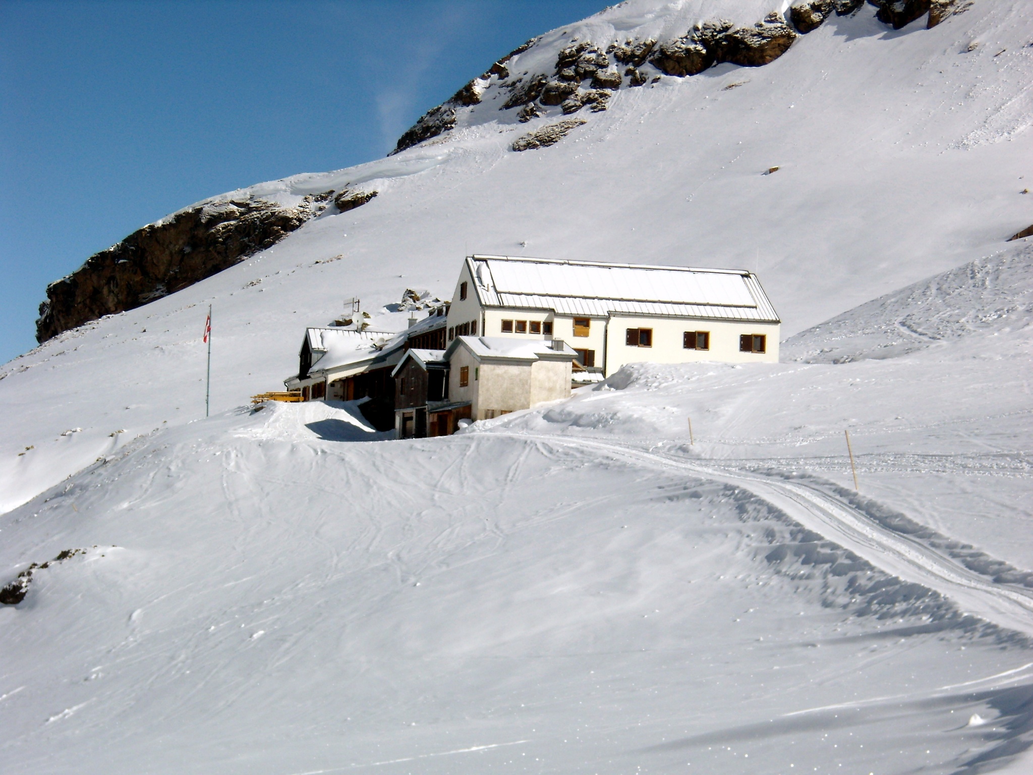 Wiesbadener Hütte 2443m